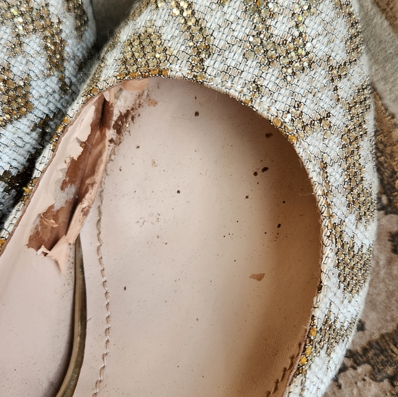 Gold 3 inch heels size 9M - Picture 5 of 7